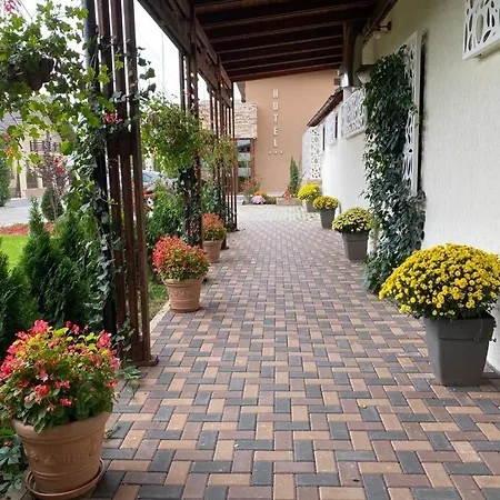 Hotel Yarus Ploeszti