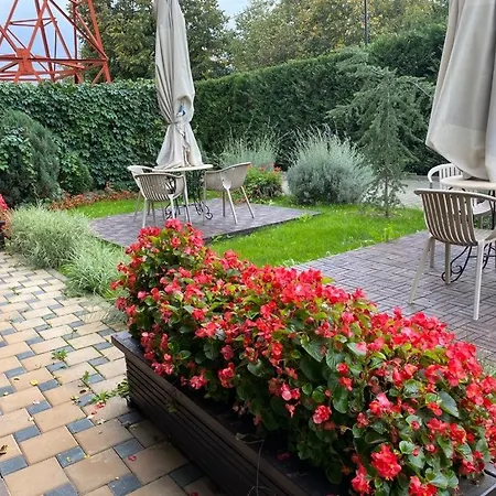Yarus Hotel 3*