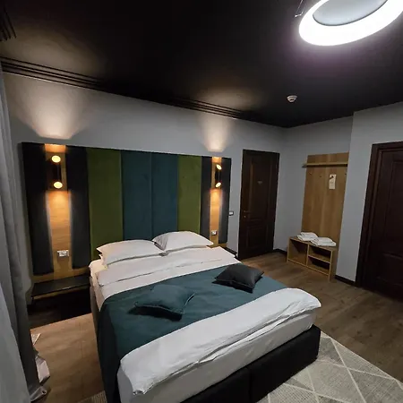 Yarus Hotel Ploeszti