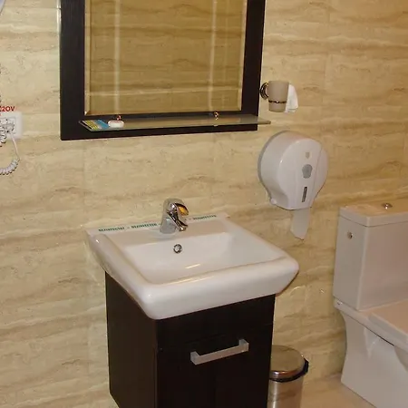 Hotel Yarus