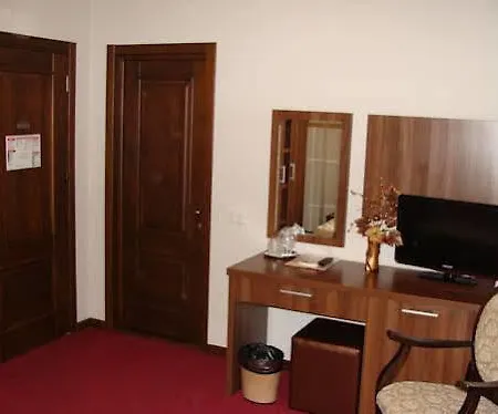 Yarus 3* Ploeszti