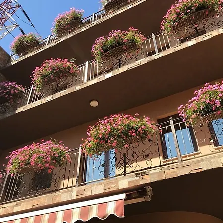 Hotel Yarus