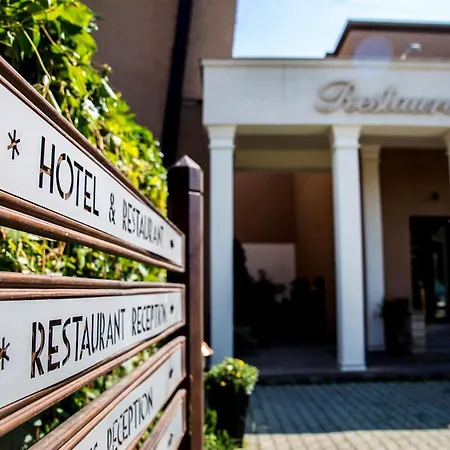 Yarus Hotel